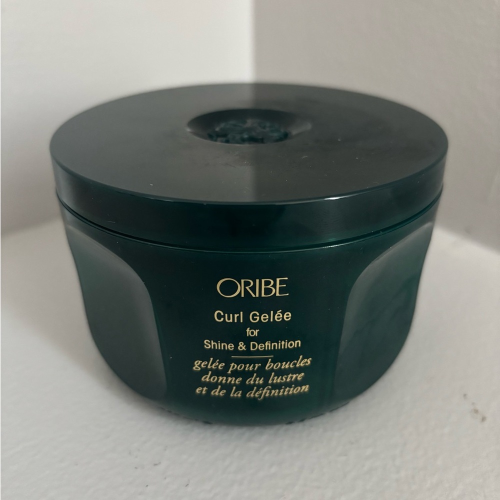 Oribe Curl Gelée for Shine and Definition
